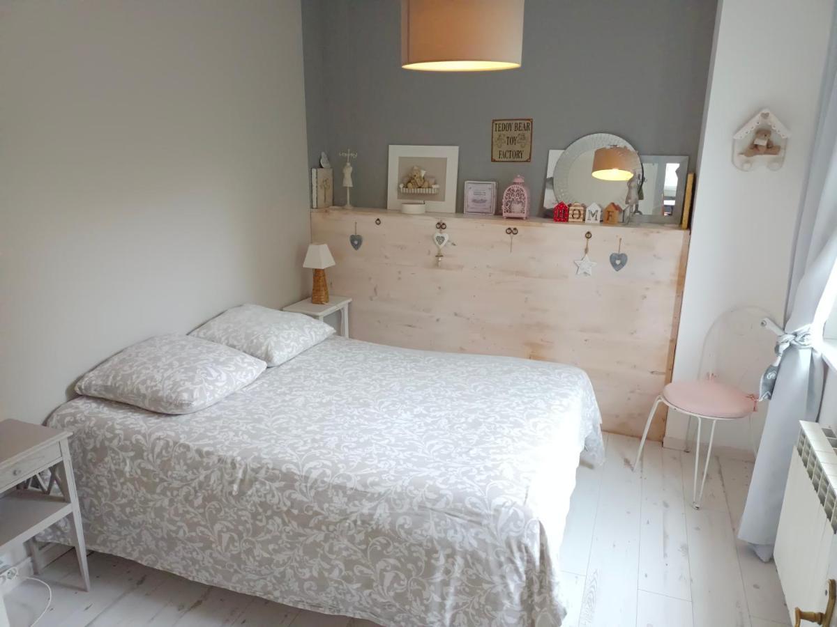 Gite Redrooster Home - 160M2, 4 Ch, 2 Sdb, Fibre, Parking, Sauna, Bain A Remous Theys Eksteriør bilde